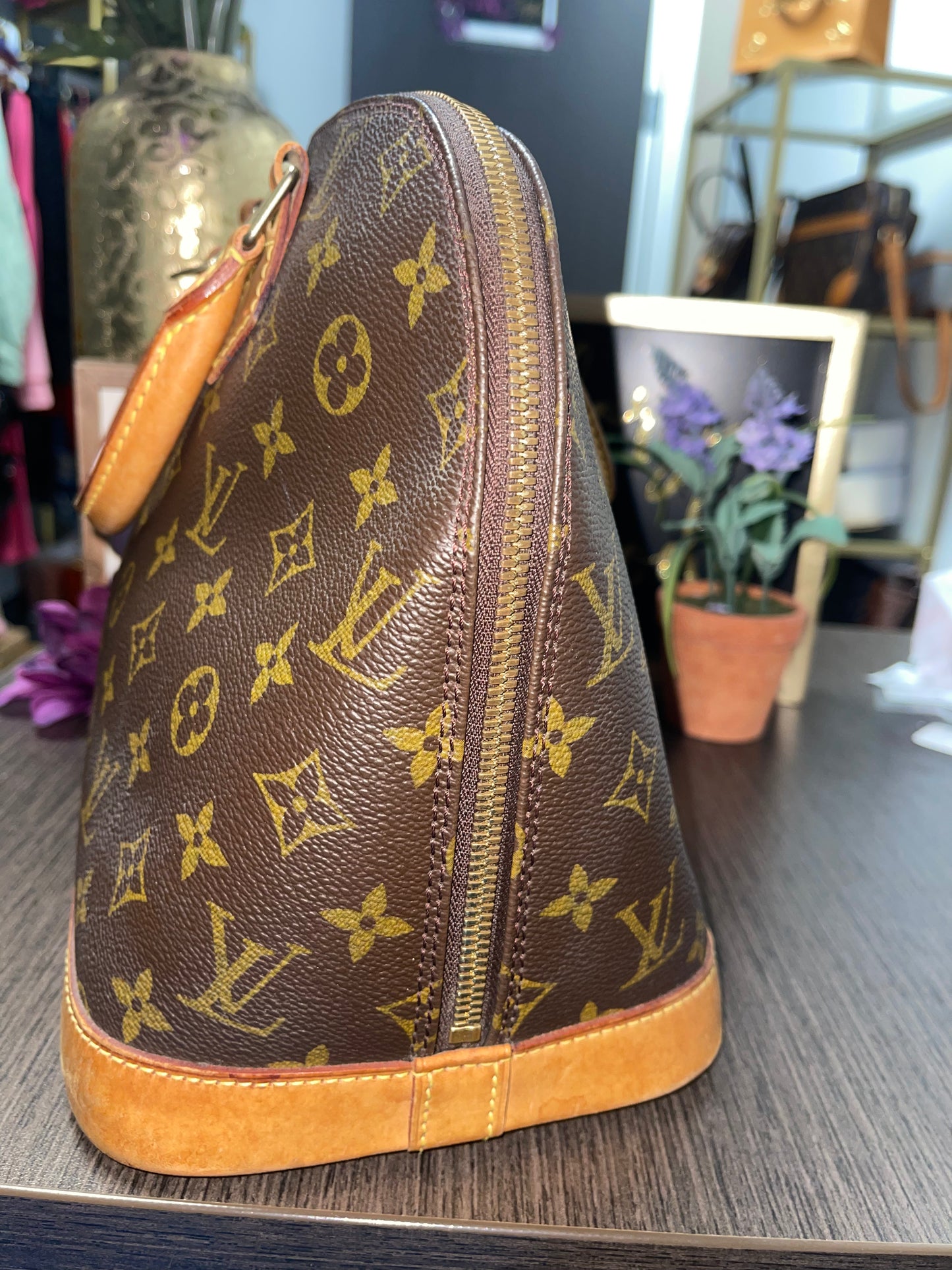 LOUIS VUITTON Vintage Alma PM