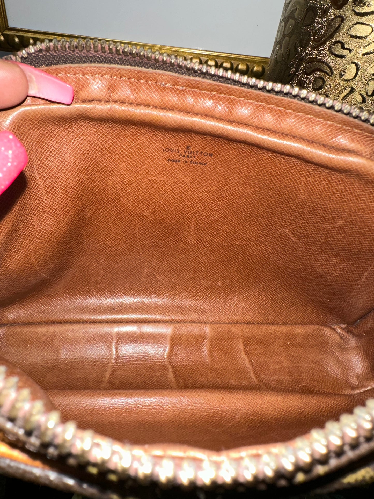 Louis Vuitton Sac à main Trocadero pré-aimé en toile monogramme 23