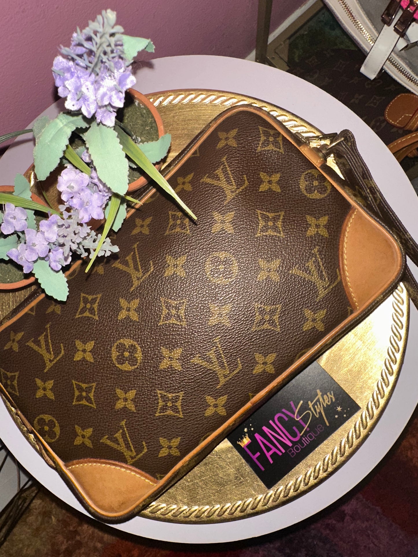 Louis Vuitton Marly Dragonne GM Clutch Monogram