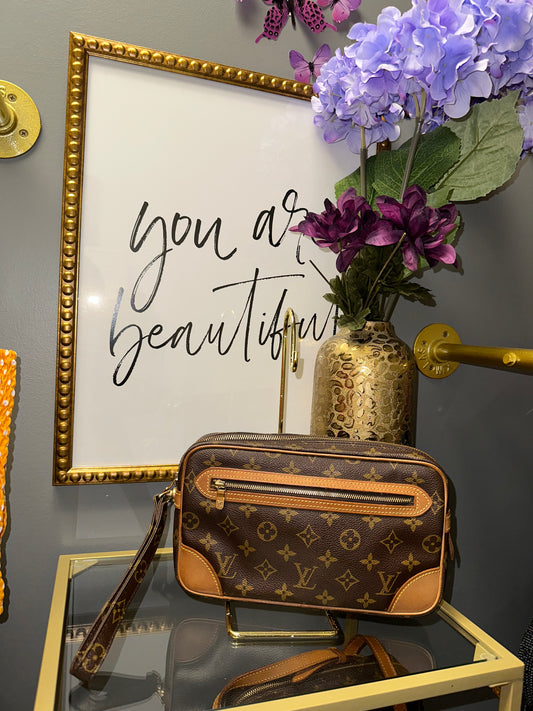 Louis Vuitton Marly Dragonne GM Clutch Monogram